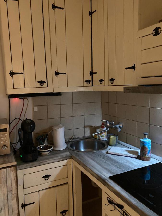 Apartman Tilia Belgrado Buitenkant foto