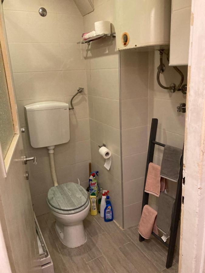 Apartman Tilia Belgrado Buitenkant foto