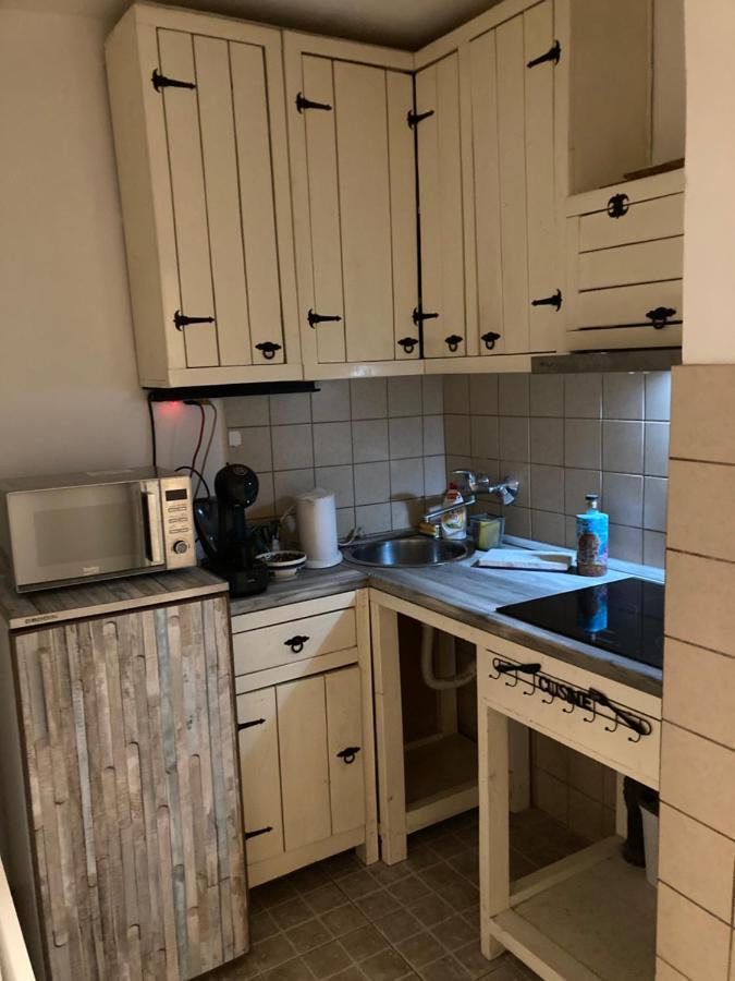 Apartman Tilia Belgrado Buitenkant foto